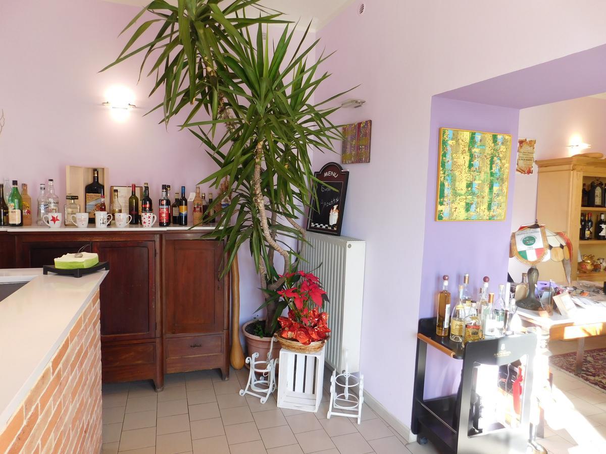 Il Duca Bianco Hotel Calosso Esterno foto