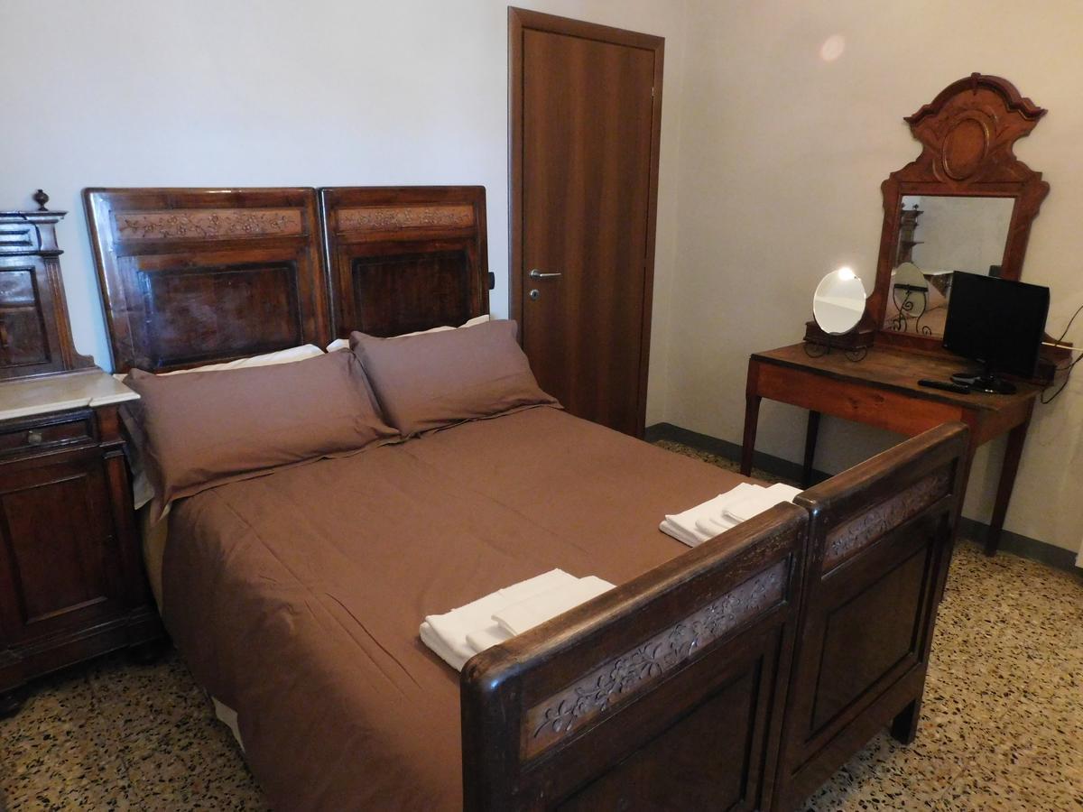 Il Duca Bianco Hotel Calosso Esterno foto