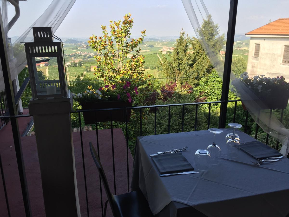 Il Duca Bianco Hotel Calosso Esterno foto