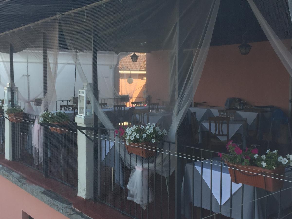 Il Duca Bianco Hotel Calosso Esterno foto